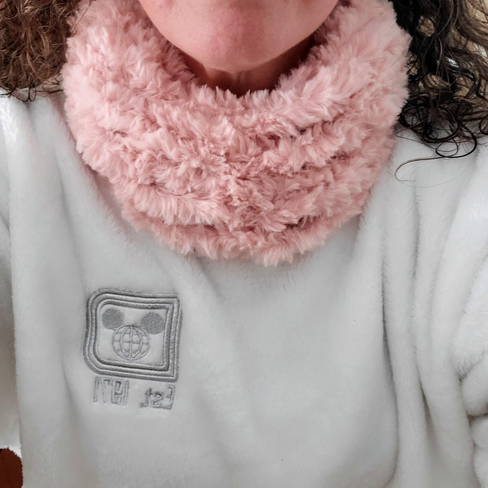SOFTEST EVER Faux Fur Arm Knit Scarf